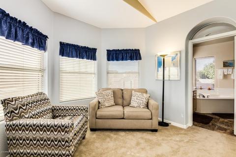3219 E Desert Flower Ln, Phoenix, AZ 85044 photo 18