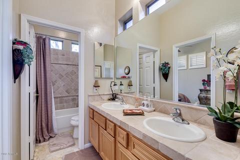3963 E Meadowview Dr, Gilbert, AZ 85298 photo 30