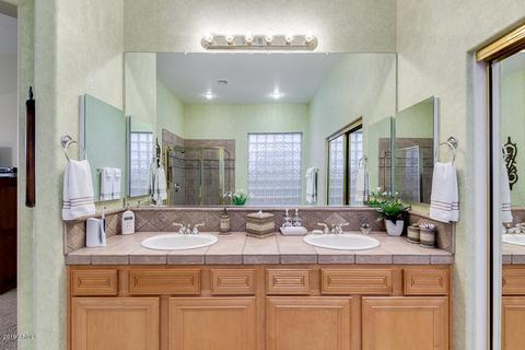 3963 E Meadowview Dr, Gilbert, AZ 85298 photo 26