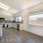 1402 E Beacon Dr, Gilbert, AZ 85234 photo 2