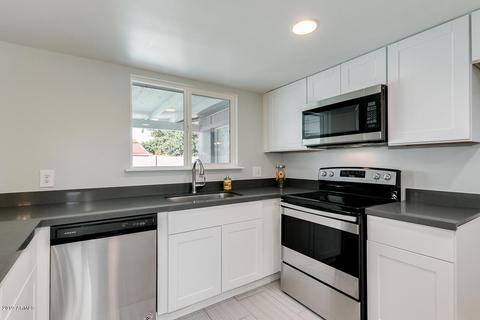 6206 W Wolf St, Phoenix, AZ 85033 photo 13