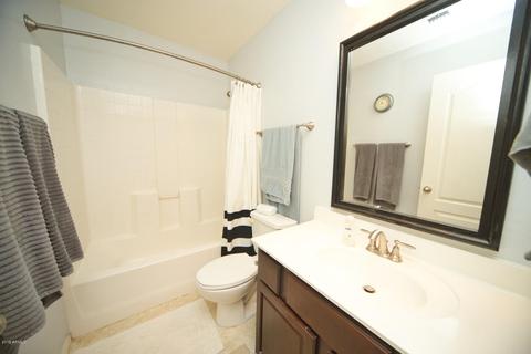 7009 S 7th Ln, Phoenix, AZ 85041 photo 14