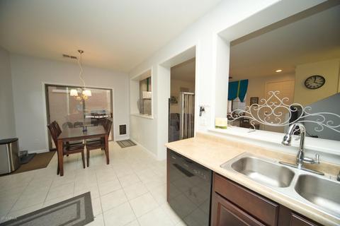 7009 S 7th Ln, Phoenix, AZ 85041 photo 10