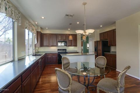 3700 E Diamond Ct, Gilbert, AZ 85297 photo 10