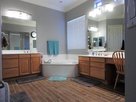 304 E Mary Ln, Gilbert, AZ 85295 photo 5