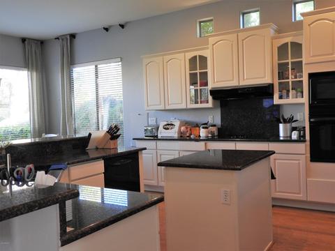 304 E Mary Ln, Gilbert, AZ 85295 photo 13