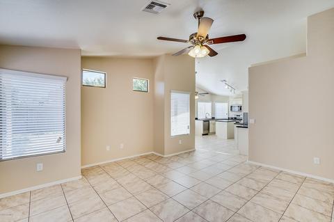 2041 E Catclaw St, Gilbert, AZ 85296 photo 7