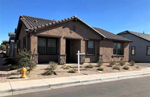 261 N 56th Pl, Mesa, AZ 85205 photo 1