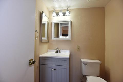 4050 E Cactus Rd #213, Phoenix, AZ 85032 photo 24