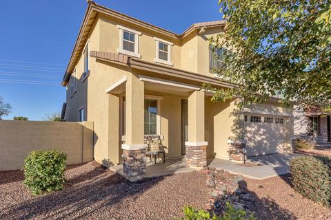 4890 S Twinleaf Dr, Gilbert, AZ 85298 photo 2
