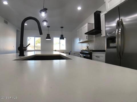3506 E Cheery Lynn Rd, Phoenix, AZ 85018 photo 4