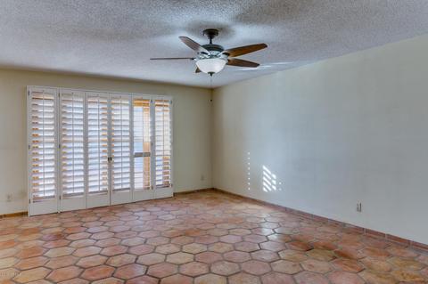 2333 E Paradise Dr, Phoenix, AZ 85028 photo 6