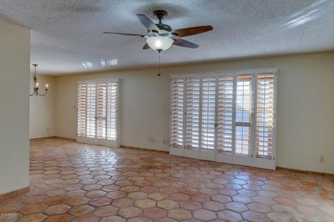 2333 E Paradise Dr, Phoenix, AZ 85028 photo 7