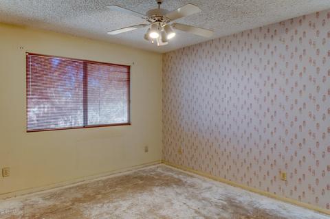 2333 E Paradise Dr, Phoenix, AZ 85028 photo 13
