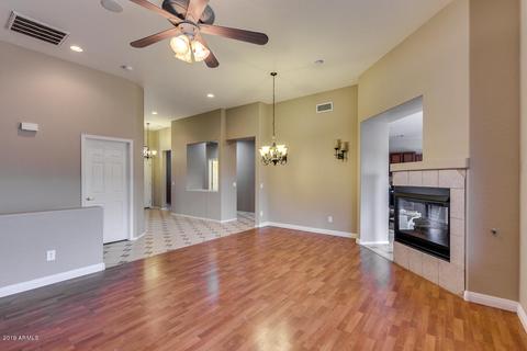 241 W Brooks St, Gilbert, AZ 85233 photo 4