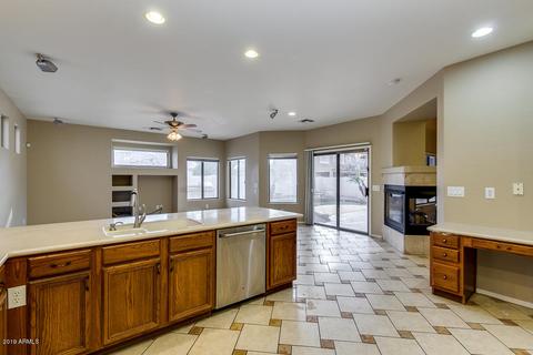 241 W Brooks St, Gilbert, AZ 85233 photo 15