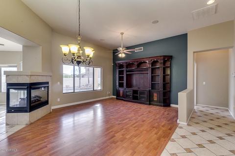 241 W Brooks St, Gilbert, AZ 85233 photo 3