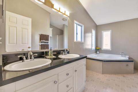 2285 E Cody St, Apache Junction, AZ 85119 photo 13