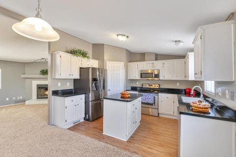 2285 E Cody St, Apache Junction, AZ 85119 photo 6
