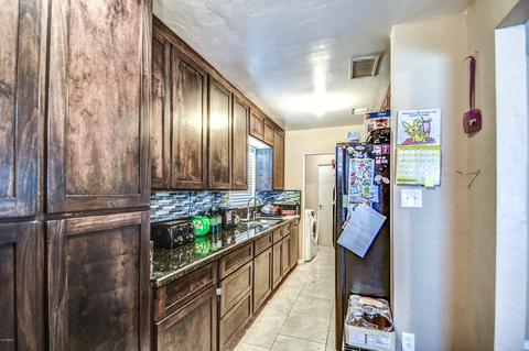 2507 Earll Dr, Phoenix, AZ 85016 photo 9
