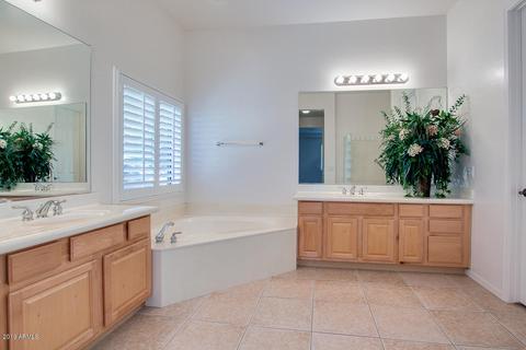 7012 E Granada St, Mesa, AZ 85207 photo 15