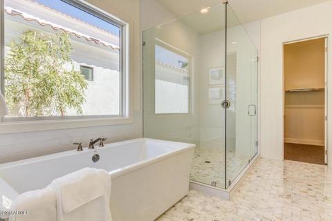 3934 E Crittenden Ln, Phoenix, AZ 85018 photo 24