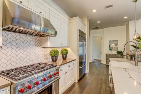 3934 E Crittenden Ln, Phoenix, AZ 85018 photo 18