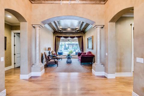 2962 E Robin Ln, Gilbert, AZ 85296 photo 8