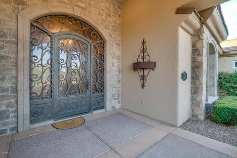 2962 E Robin Ln, Gilbert, AZ 85296 photo 7