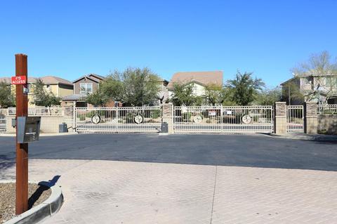 4372 E Selena Dr, Phoenix, AZ 85050 photo 6