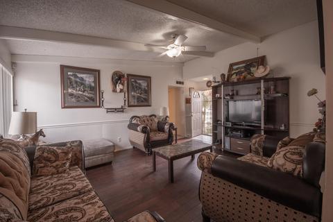 7624 W Wolf St, Phoenix, AZ 85033 photo 4