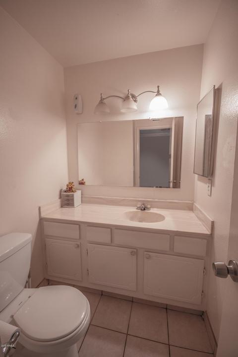 7624 W Wolf St, Phoenix, AZ 85033 photo 9