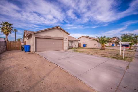 7624 W Wolf St, Phoenix, AZ 85033 photo 2