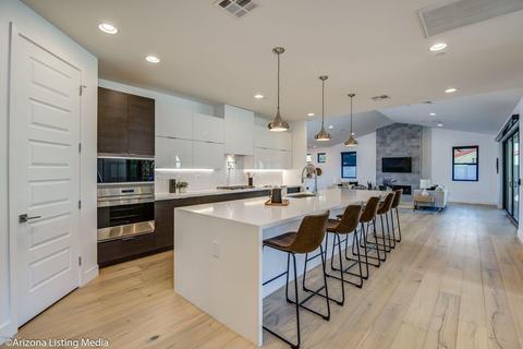 6045 E Rose Circle Dr, Phoenix, AZ 85018 photo 4