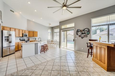 3827 Edna Ave, Phoenix, AZ 85032 photo 4