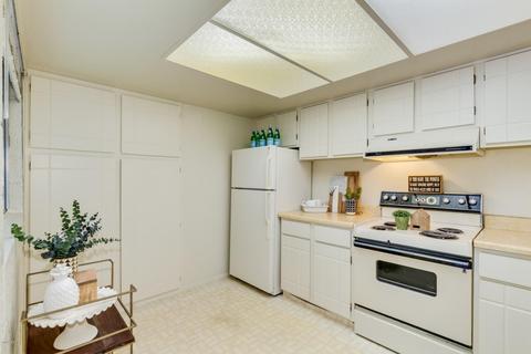 4201 E Camelback Rd #96, Phoenix, AZ 85018 photo 9