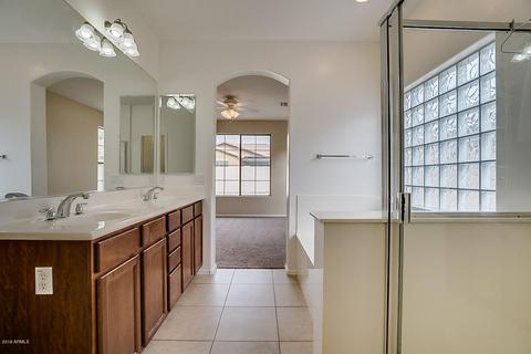 3072 E Palmdale Ln, Gilbert, AZ 85298 photo 4