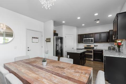 738 E Constance Way, Phoenix, AZ 85042 photo 7