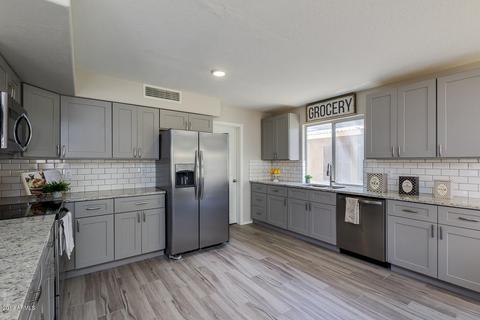 7454 E Navarro Ave, Mesa, AZ 85209 photo 9