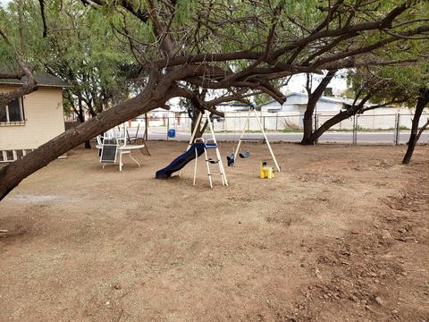 4450 S 36th Dr, Phoenix, AZ 85041 photo 2