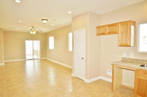 2760 E Chipman Rd, Phoenix, AZ 85040 photo 5