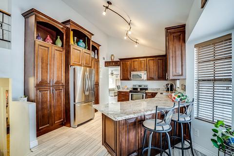325 E Renee Dr, Phoenix, AZ 85024 photo 4