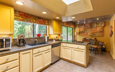 2550 E Missouri Ave, Phoenix, AZ 85016 photo 17
