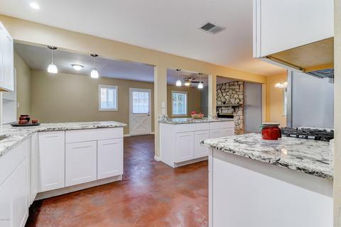 2102 E Mitchell Dr, Phoenix, AZ 85016 photo 2
