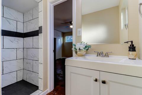 2102 E Mitchell Dr, Phoenix, AZ 85016 photo 13