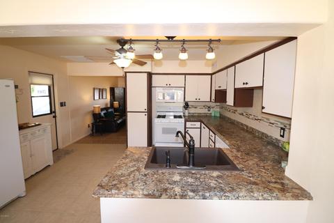 2028 W Aster Dr, Phoenix, AZ 85029 photo 2