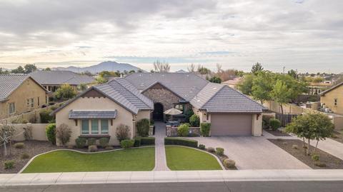2847 E Oriole Dr, Gilbert, AZ 85297 photo 1