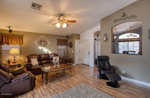 4723 E Summerhaven Dr, Phoenix, AZ 85044 photo 5