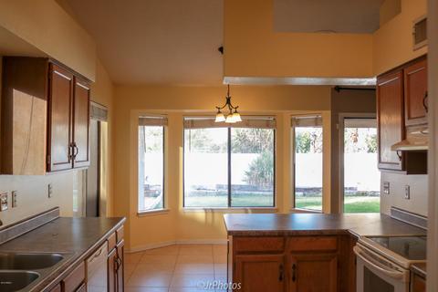432 E Harwell Rd, Gilbert, AZ 85234 photo 9