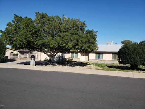 1824 E Desert Dr, Phoenix, AZ 85042 photo 1
